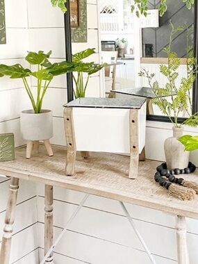 Decor Steals Vintage Inspired Fatmhouse White Enamel Decorative Planter Wood NIB